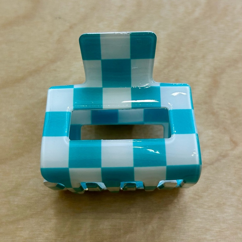 Turquoise & White Checkered Hair Claw Clip 2"